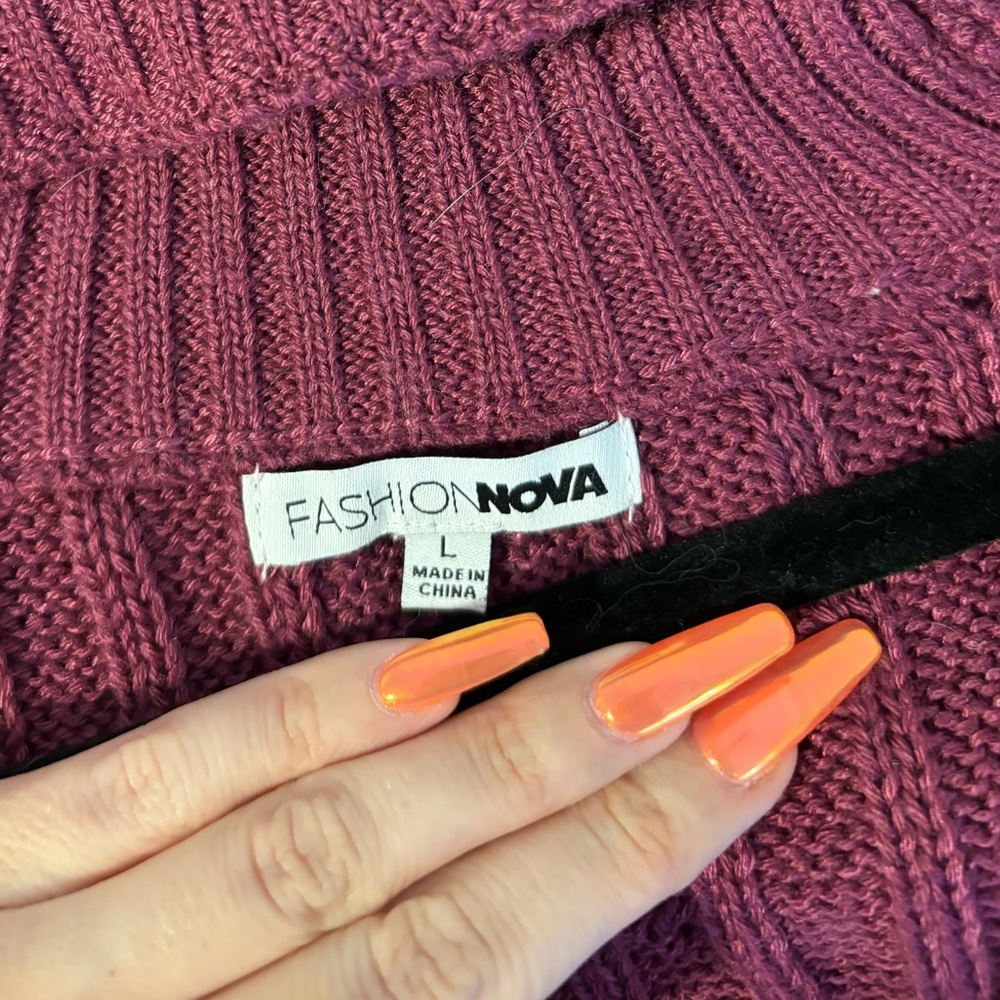 FASHION NOVA Half Way to You Sweater Top in Fuchsia - Picture 3 of 4